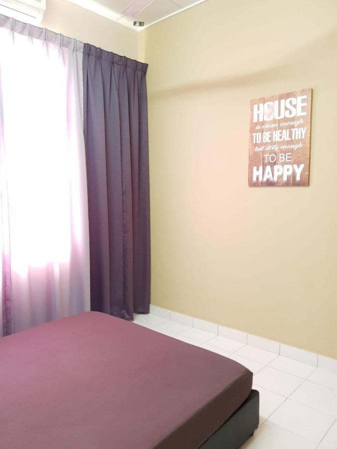 Lindanazri Homestay Mitc Melaka エクステリア 写真