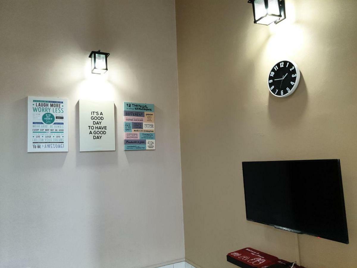 Lindanazri Homestay Mitc Melaka エクステリア 写真