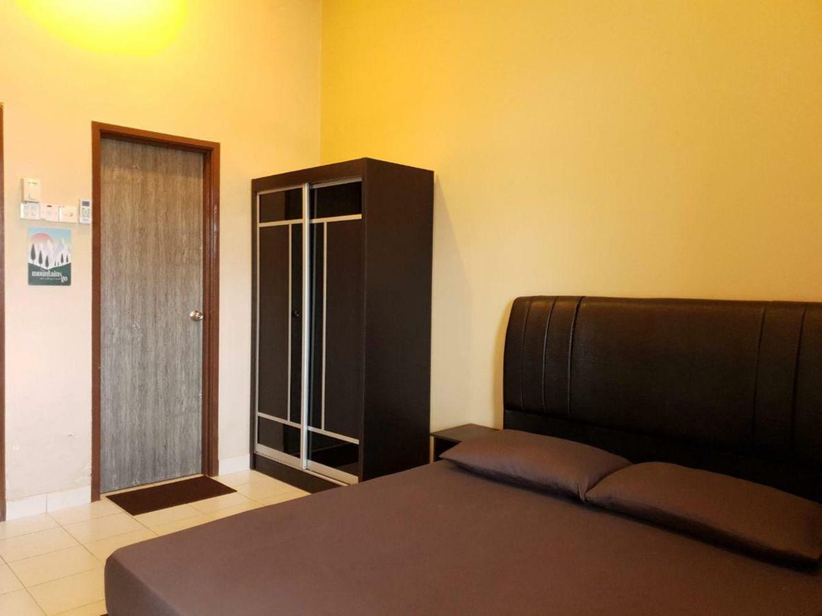 Lindanazri Homestay Mitc Melaka エクステリア 写真